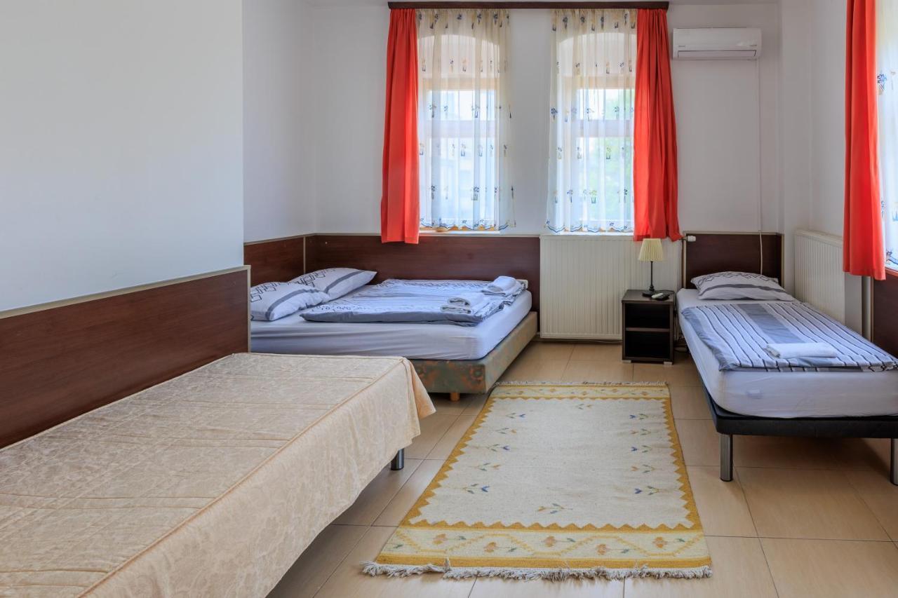 Apartments Villa Kobilj Banja Luka Ngoại thất bức ảnh
